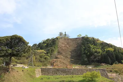 Gassan-Toda Castle