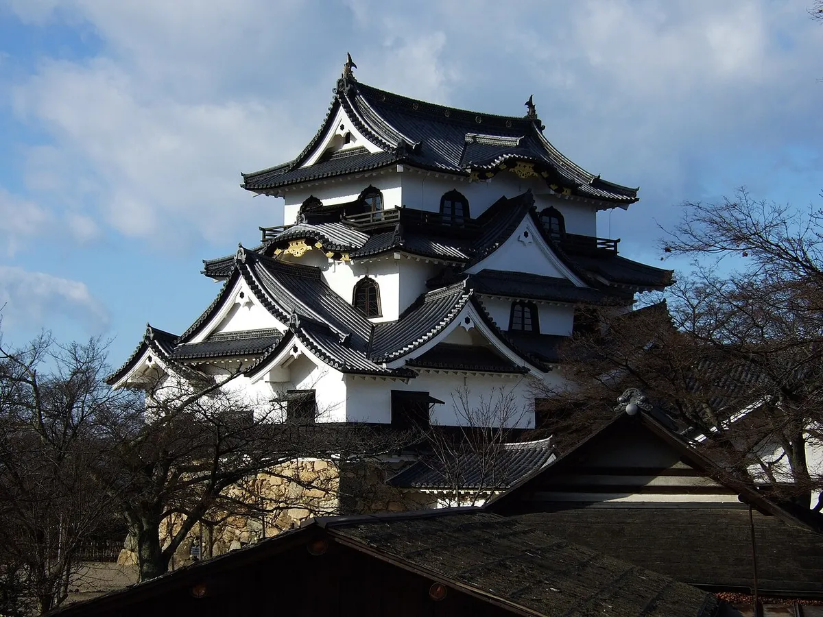 Hikone Castle (彦根城)