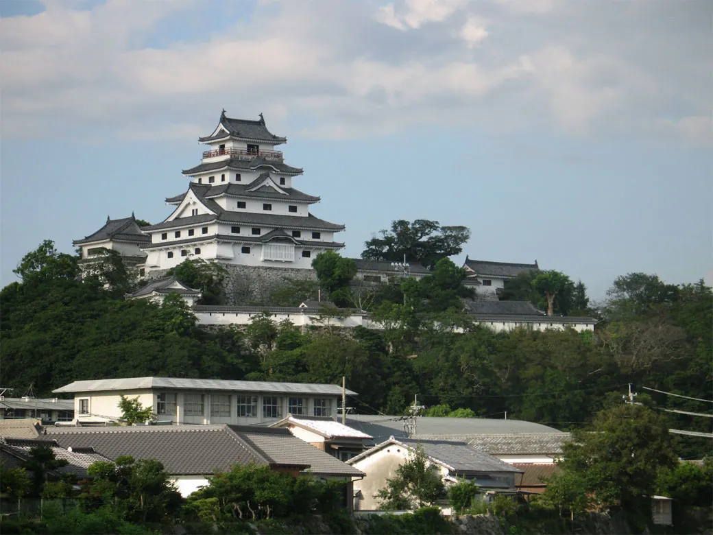 Karatsu Castle (唐津城)