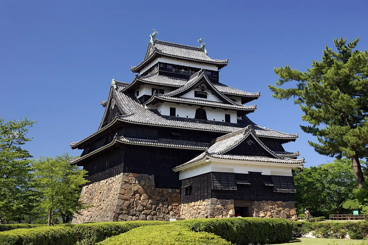 Matsue Castle (松江城)