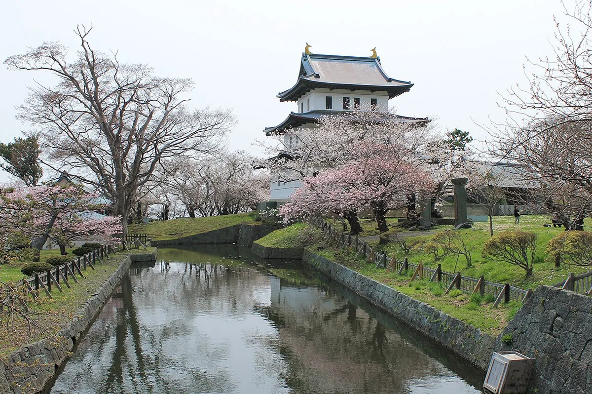 Matsumae Castle (松前城)