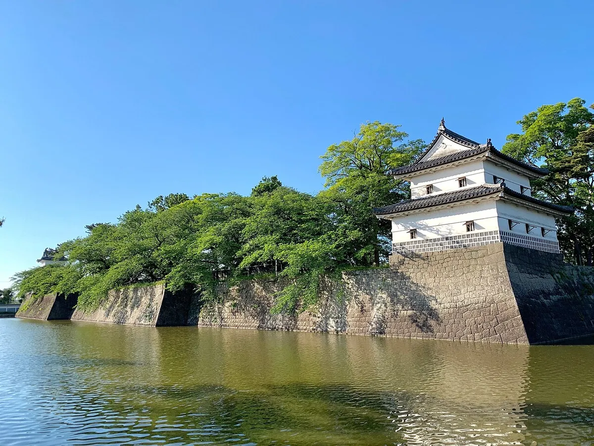 Shibata Castle (新発田城)