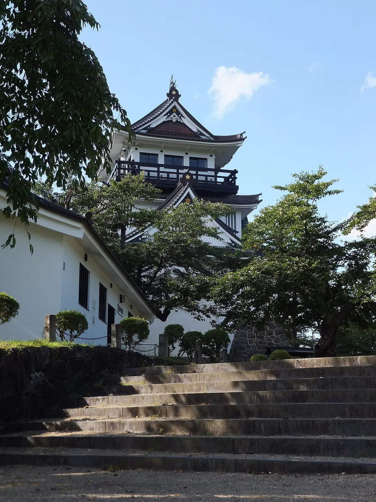Yokote Castle (横手城)